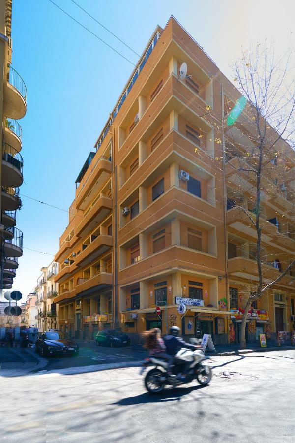 Guesthouse Lago Di Nicito Catania Exterior foto
